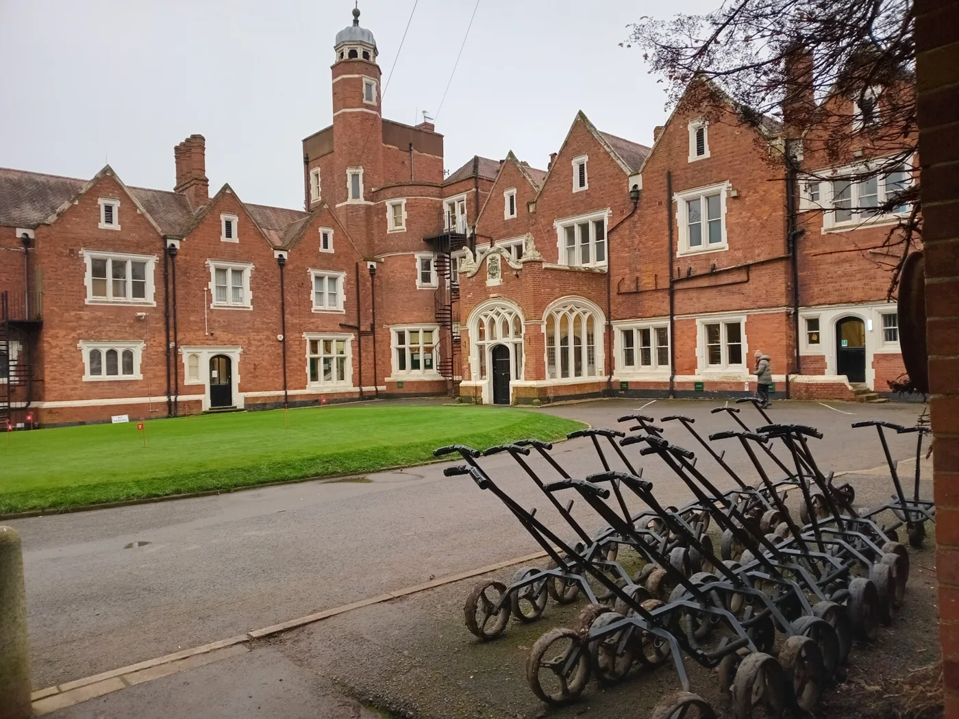 Nether Court, the locally listed clubhouse of Finchley Golf Club, off Frith Lane